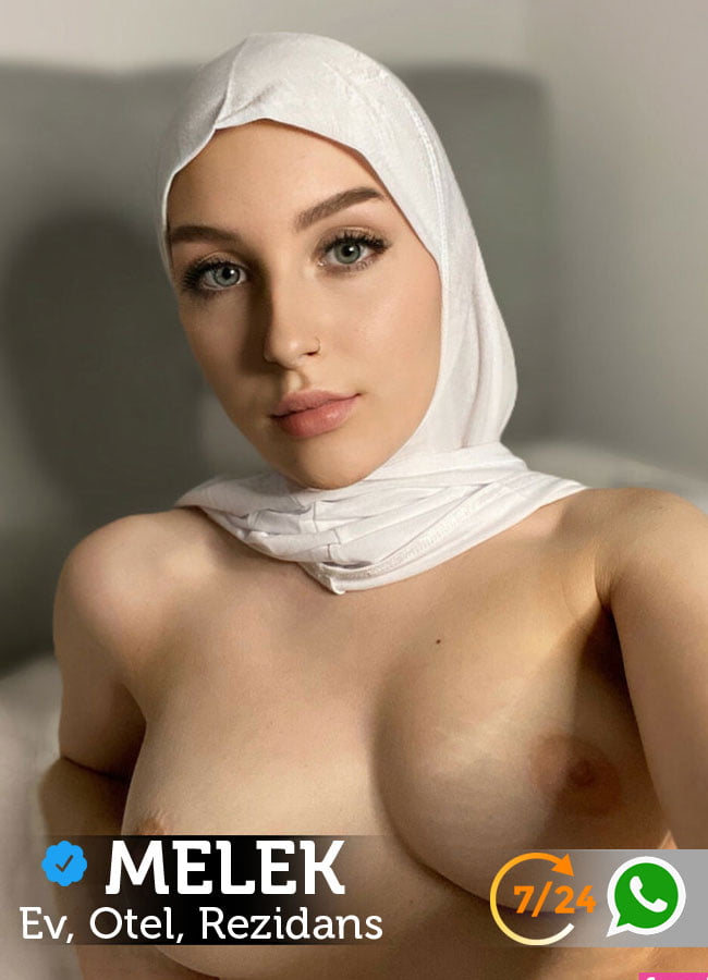 Sexy Ways to Use a Vibrator With Him